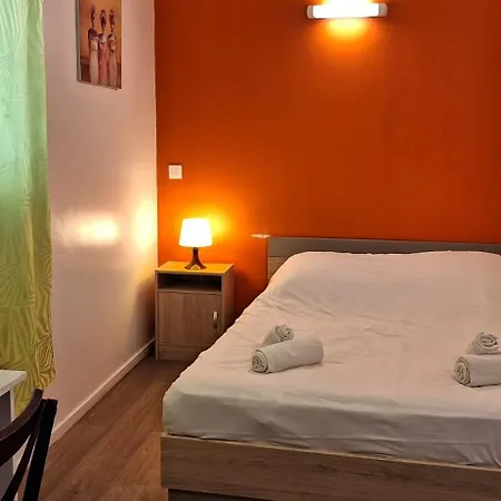 Hotel- Restaurant Le Saint Quentin Extérieur photo