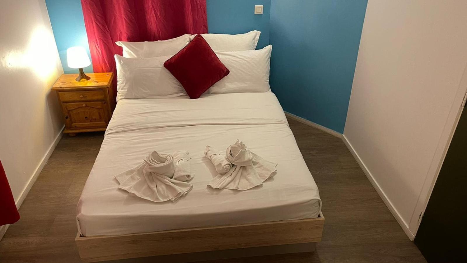 Hotel- Restaurant Le Quentin Hotel *